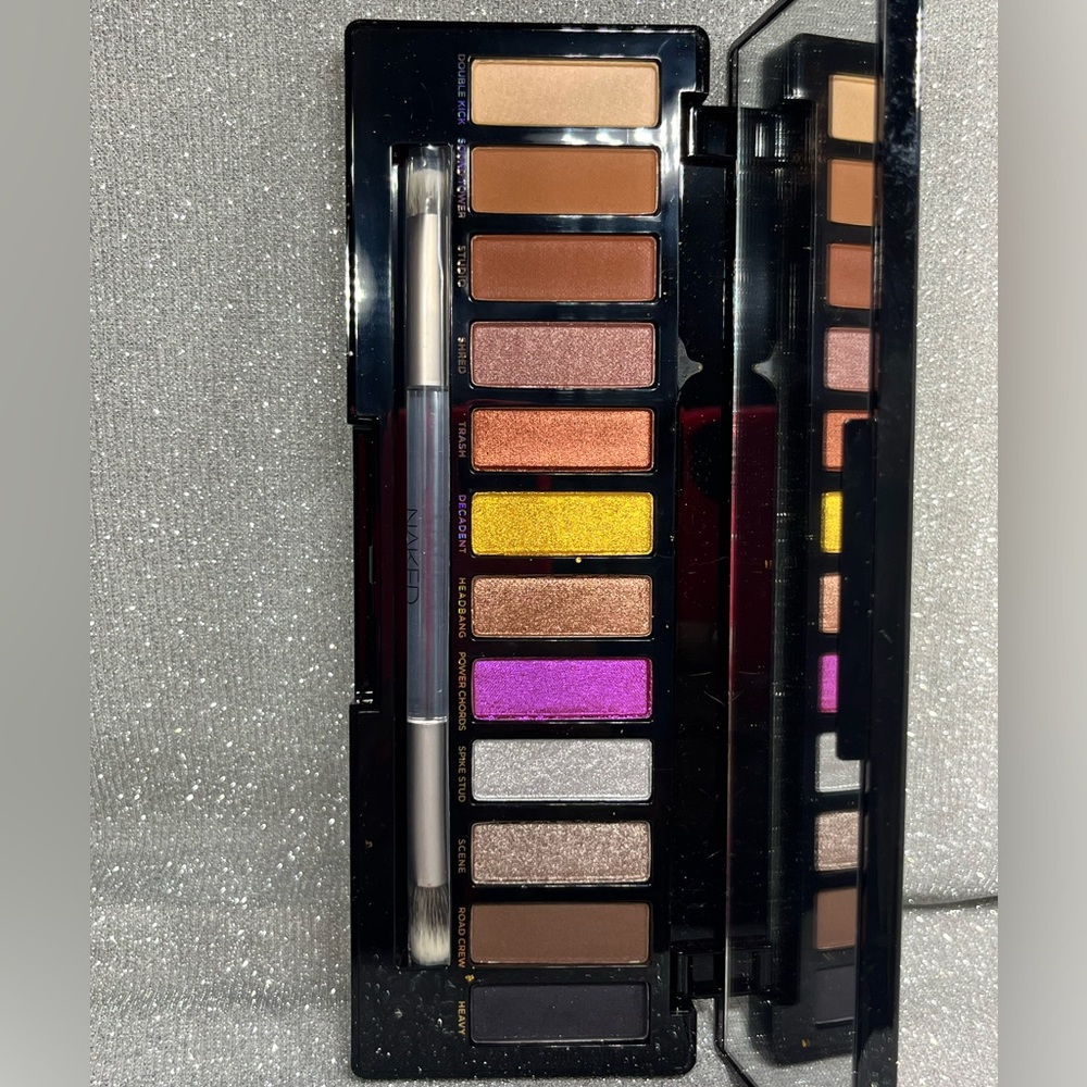 Urban Decay Naked Metal Mania Eyeshadow Palette